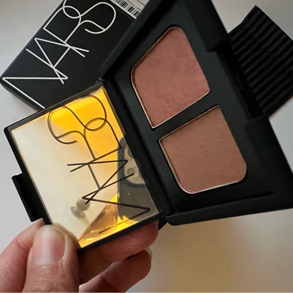NARS eyeshadow duo ~ Surabaya ~ Full-size 0.14oz 4g Neutrals Brand New In Box - Picture 8 of 10